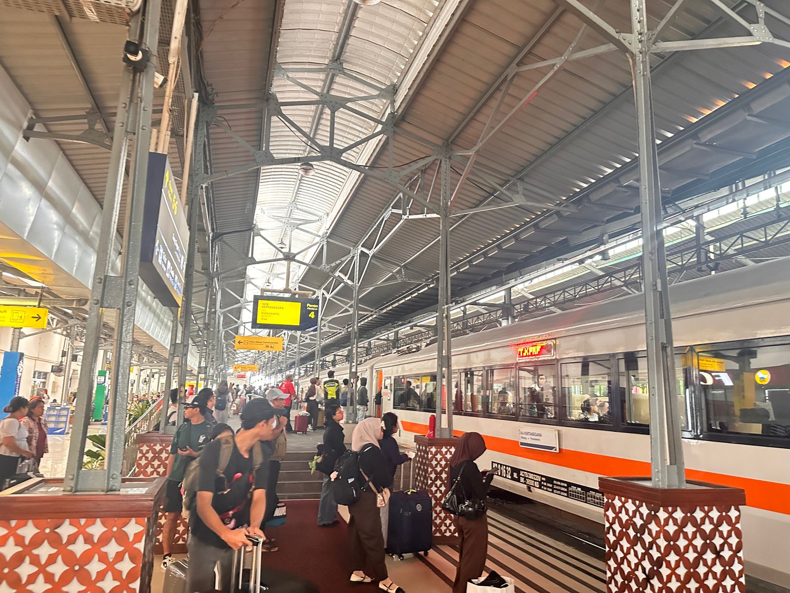 KAI Tebar Diskon Tiket 30 Persen untuk 30 Kereta Ekonomi, Ini Syaratnya