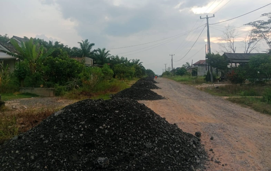 Pembangunan Jalan Tetap Jalan di Tengah Efisiensi Anggaran, Mesuji Manfaatkan Limbah Tol