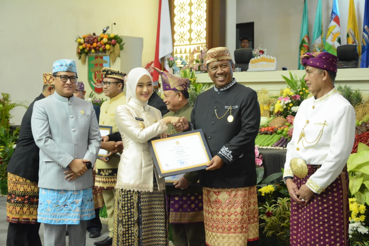 Plt Bupati I Komang Koheri Hadiri Paripurna Istimewa HUT ke-62 Provinsi Lampung