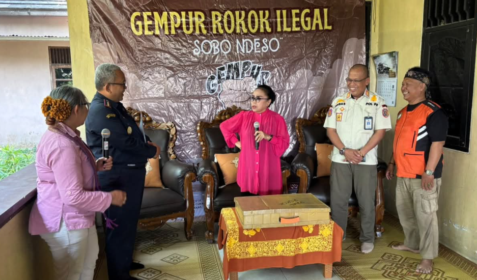 GOKIL Sobo Ndeso Edukasi Warga Sleman, Begini Cara Mengenali Rokok Ilegal