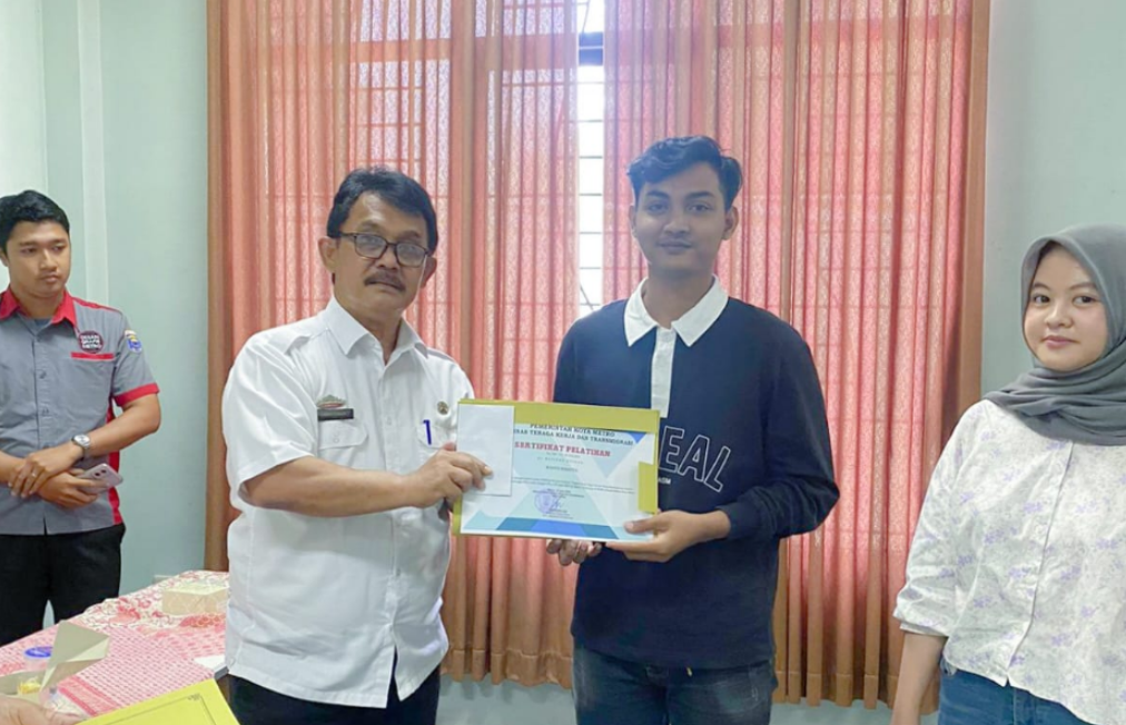 Disnakertrans Metro Beri Pelatihan Konten Kreator Kepada Para Pencari Kerja