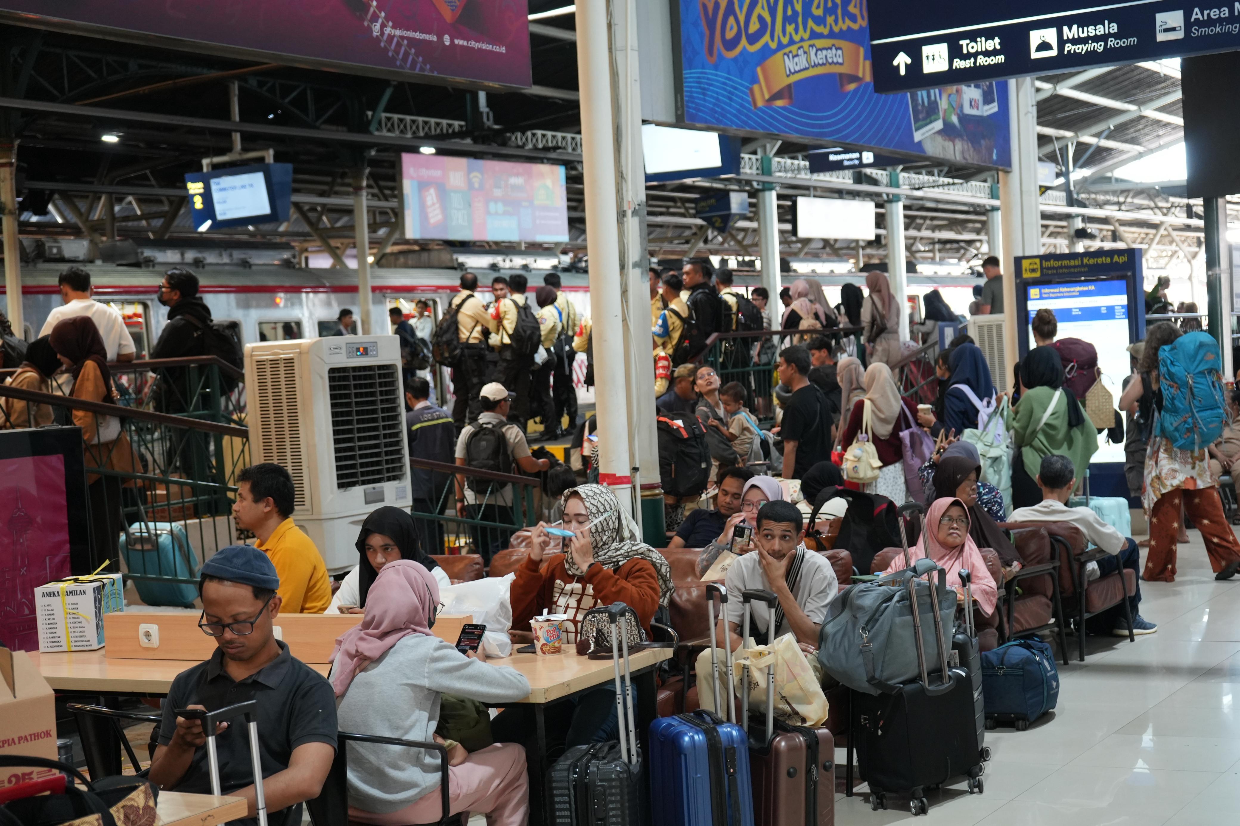 KAI Daop 6 Yogyakarta Layani Hampir 57 Ribu Penumpang Saat Puncak Arus Balik Long Weekend
