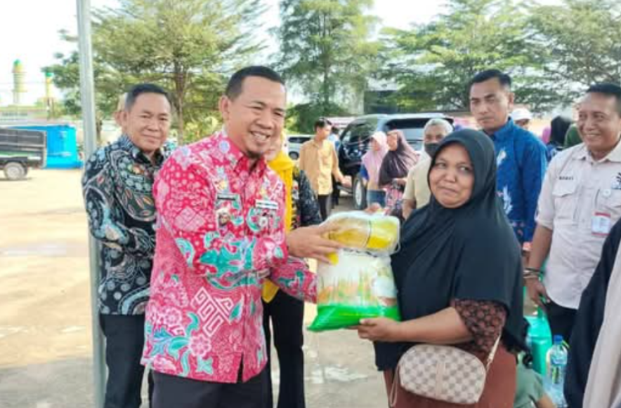  Pemkab Mesuji Gelar Penetrasi Pasar di Brabasan, Siapkan 1.800 Paket Sembako Tebus Murah