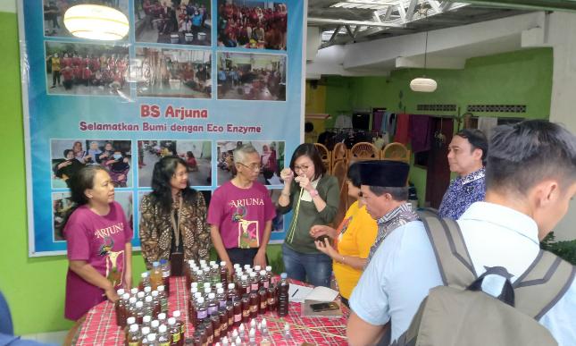 Wamen Ekraf Irene Umar Kunjungi Kampung Pringwulung Condongcatur dan Kampung Pringgodani Depok Sleman