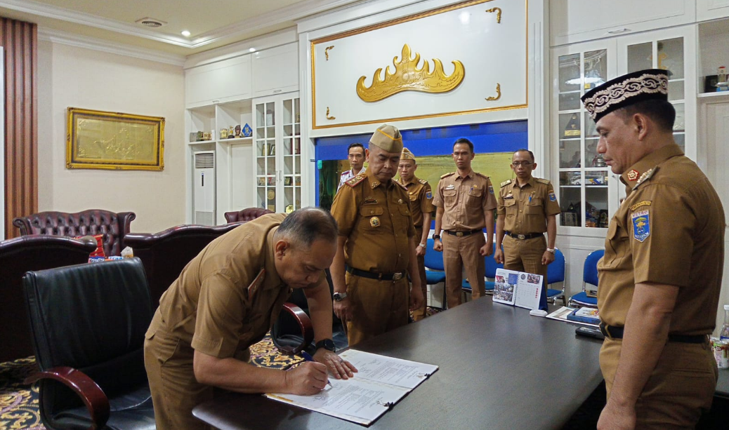 Rolling Jabatan, Walikota Metro Lantik M. Supriadi Jadi Plh Sekda