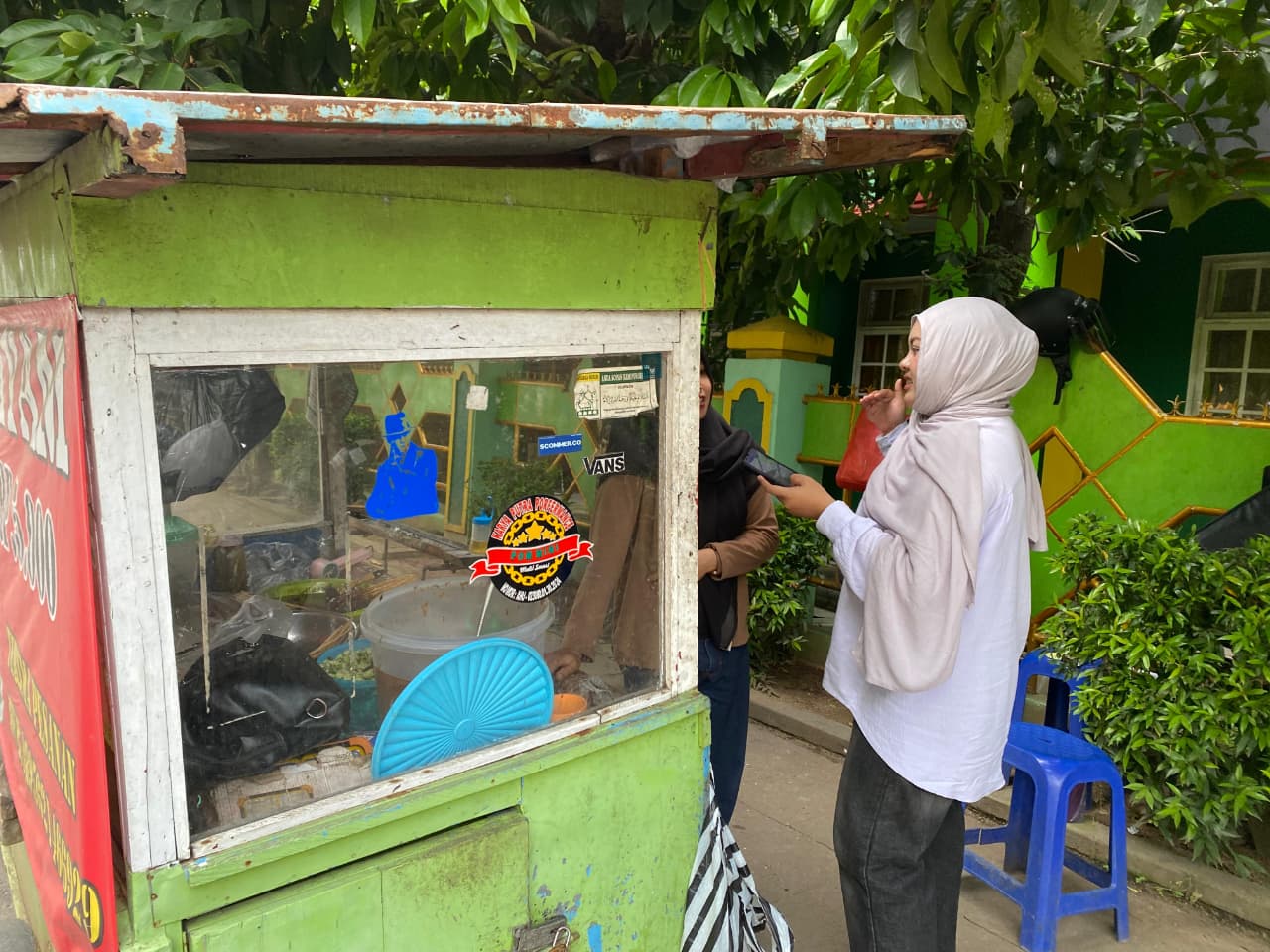 Dari Gerobak Sederhana, Sate Ayam Amri Mbak Via Jadi Favorit Anak Kampus