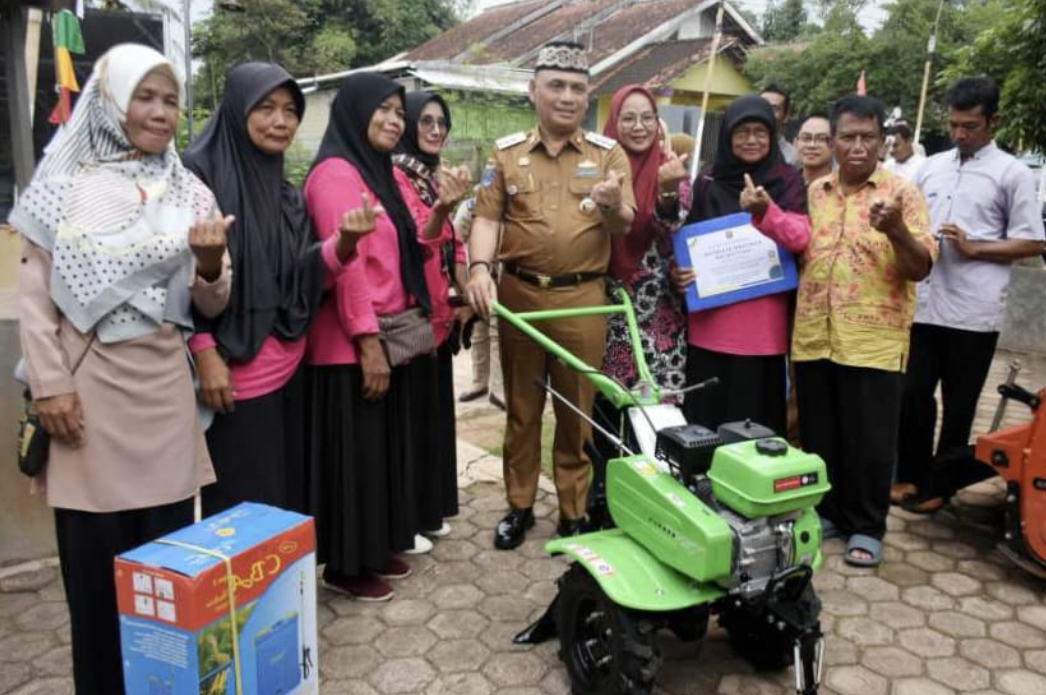 Pemkot Metro Salurkan Bantuan Alsintan ke Gapoktan, Dorong Pertanian Lebih Modern