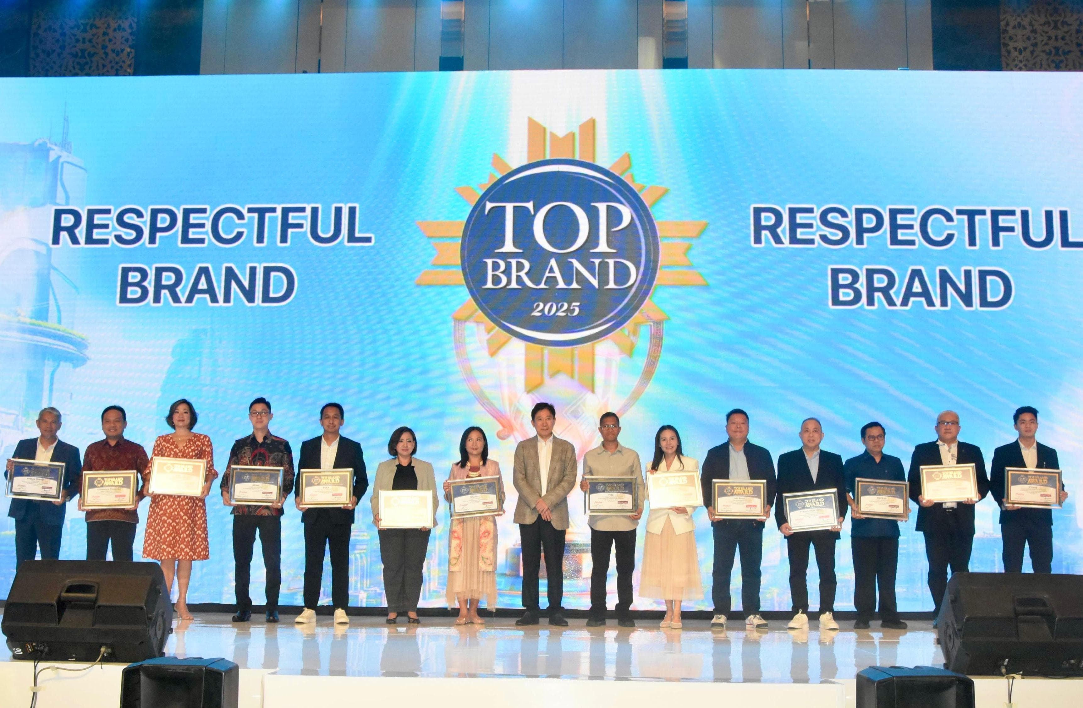 Empat Tahun Berturut Jadi Lembaga Zakat Terpercaya, BAZNAS Kembali Raih Top Brand Award