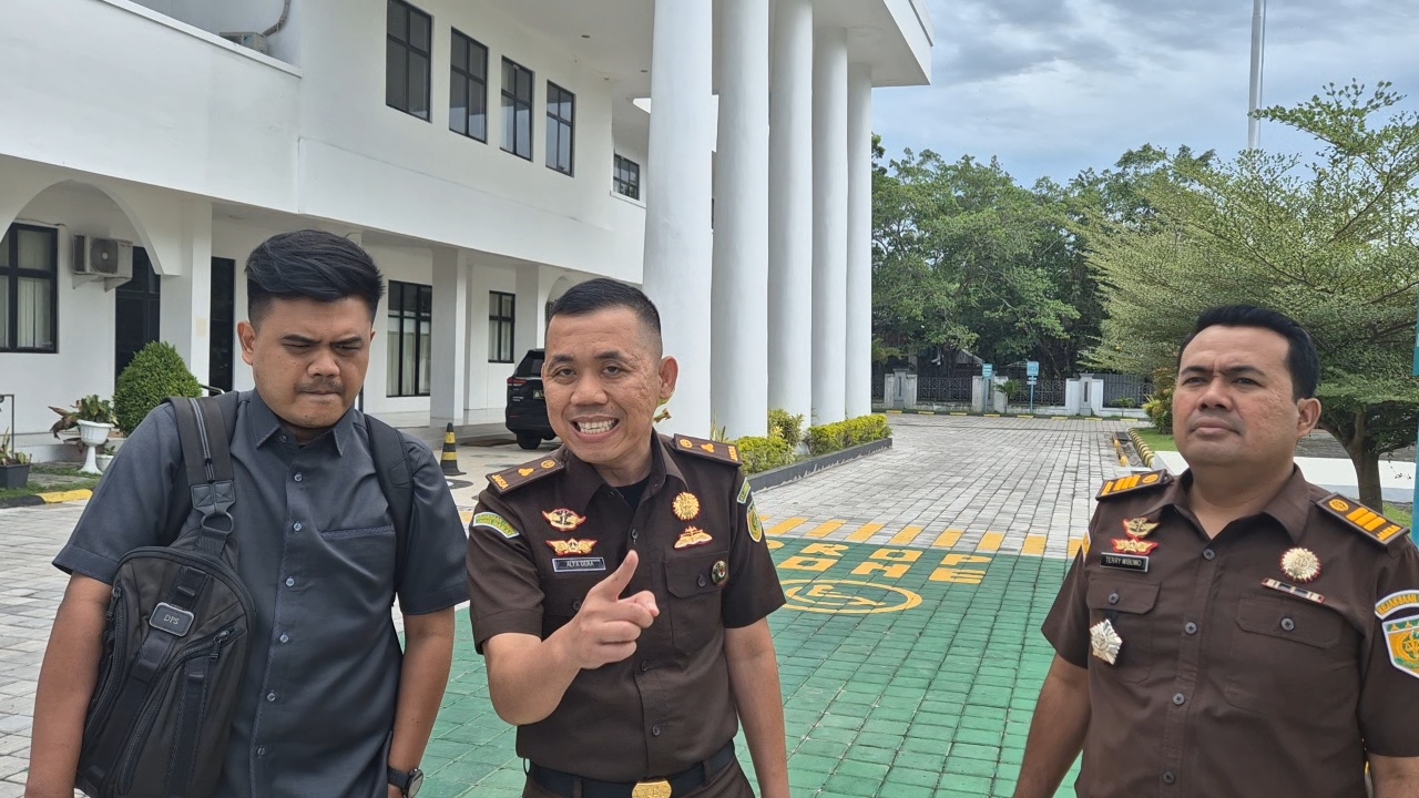 Kejari Lombok Tengah Usut Korupsi Dump Truck DLH 2021, Tunggu Hasil Audit BPKP untuk Penetapan Tersangka