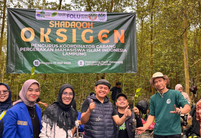  PKC PMII Lampung Tanam 5.000 Bibit Mangrove di Pesisir Pematang Pasir Lampung Selatan