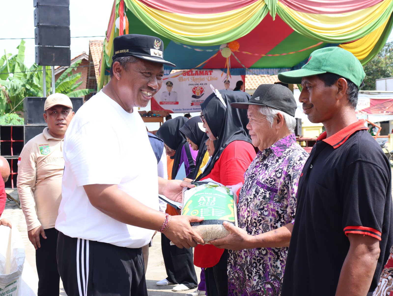 Wabup I Komang Koheri Tegaskan Komitmen Pemkab Lamteng untuk Kesejahteraan Lansia