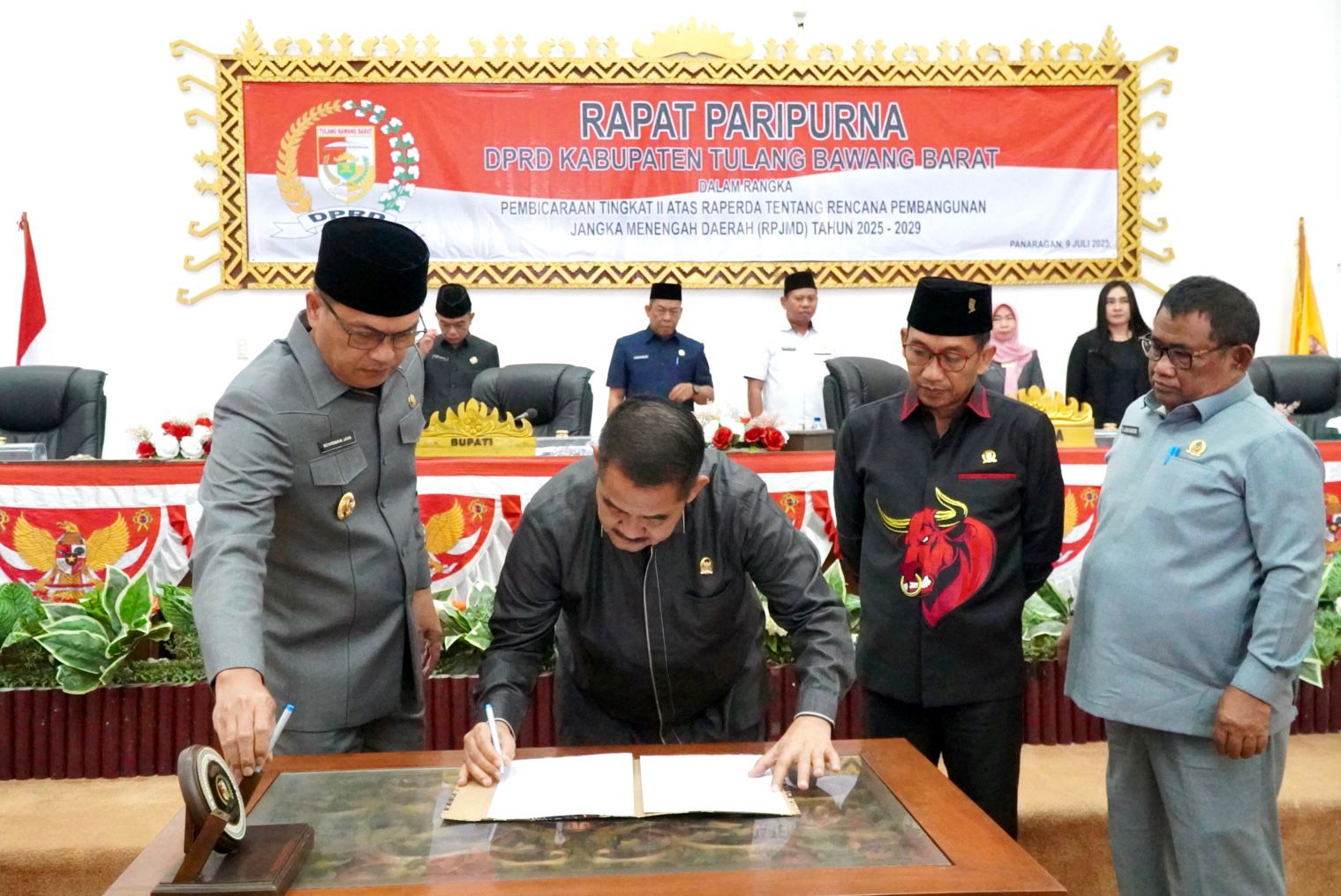 RPJMD 2025–2029 Disahkan, Tulang Bawang Barat Siap Wujudkan Visi Sejahtera dan Inovatif