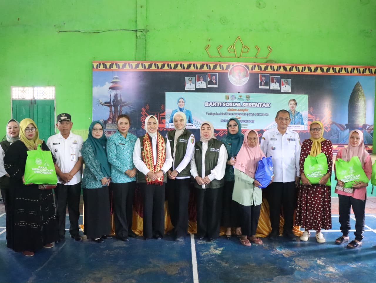 HKG PKK ke-54, TP PKK Lampung Gelar Bakti Sosial untuk Warga Lampung Tengah