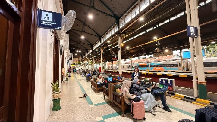 Hari Pertama Angkutan Lebaran 2026, KAI Daop 6 Yogyakarta Catat 25.844 Penumpang