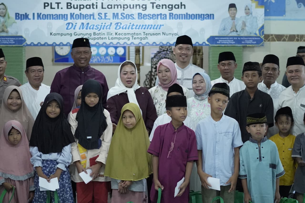 Plt. Bupati Lampung Tengah Gelar Safari Ramadhan di Terusan Nunyai