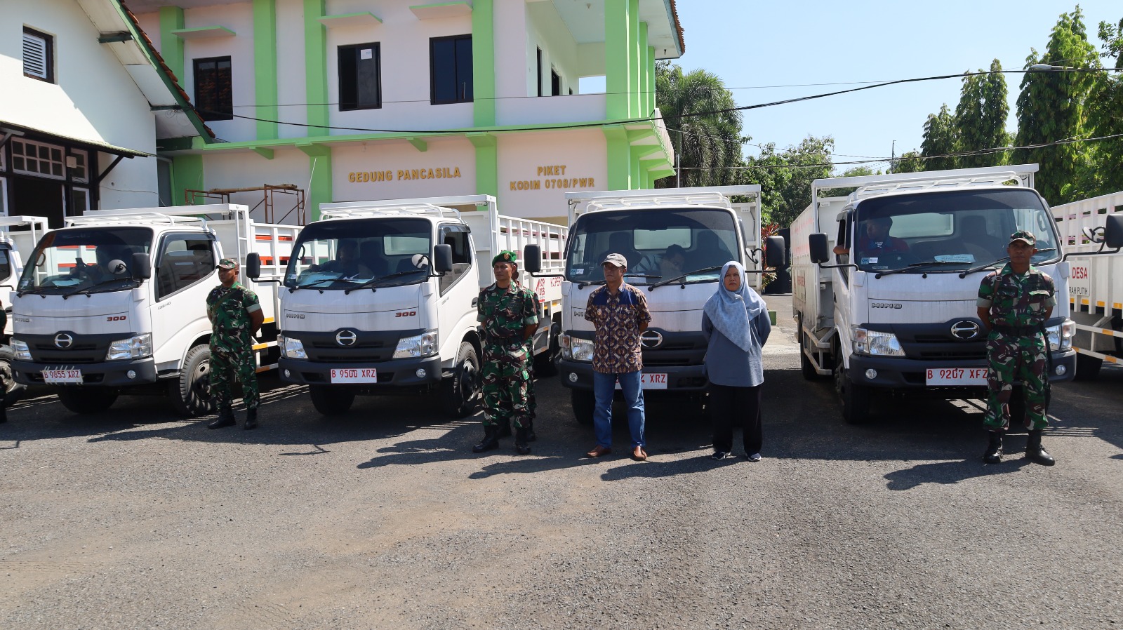 Dukung Koperasi Desa, Dandim 0708/Purworejo Serahkan Kendaraan Operasional untuk KDKMP