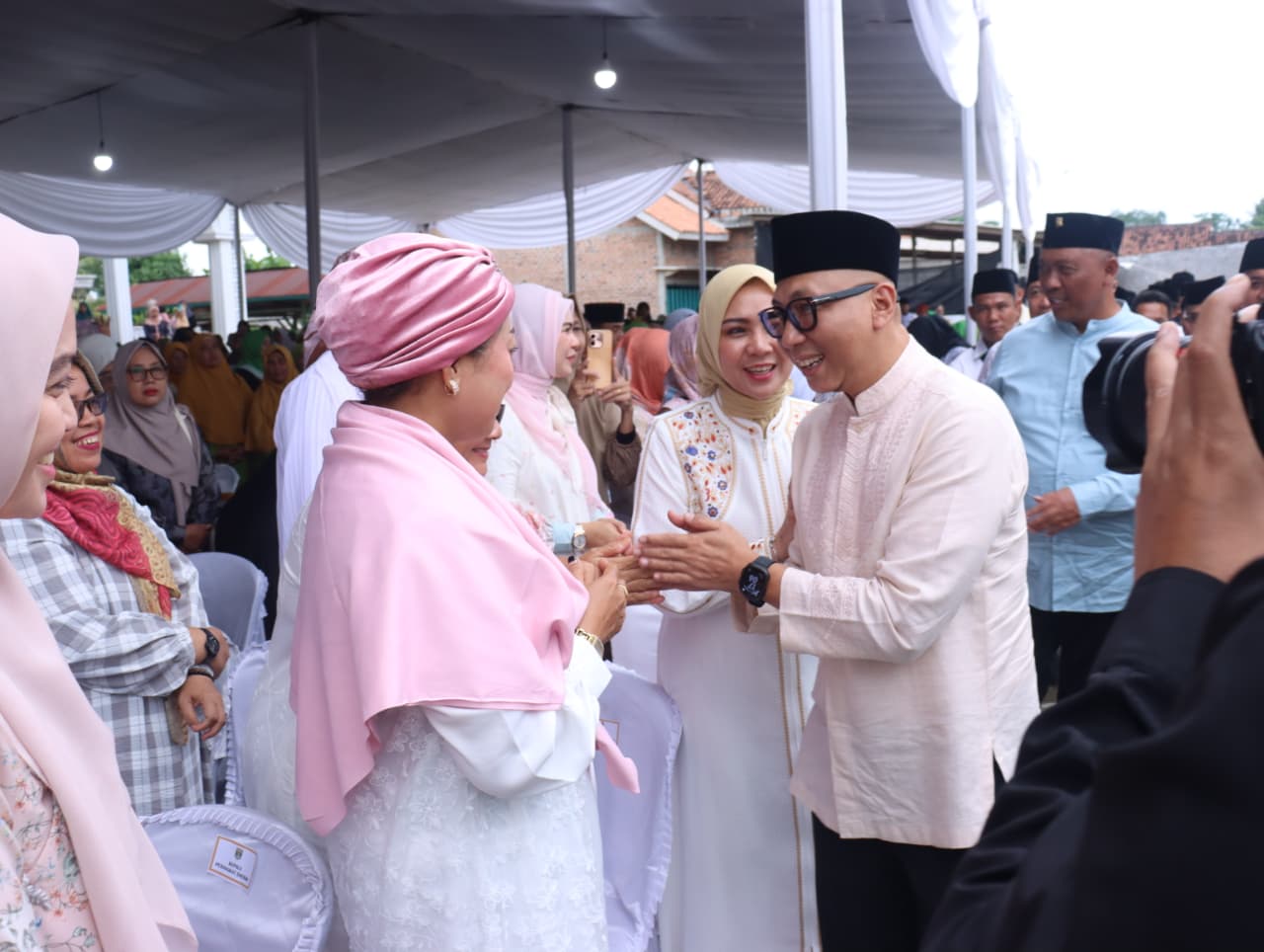 Gubernur Rahmad Mirzani Djausal Hadiri Safari Ramadhan di Terbanggi Besar