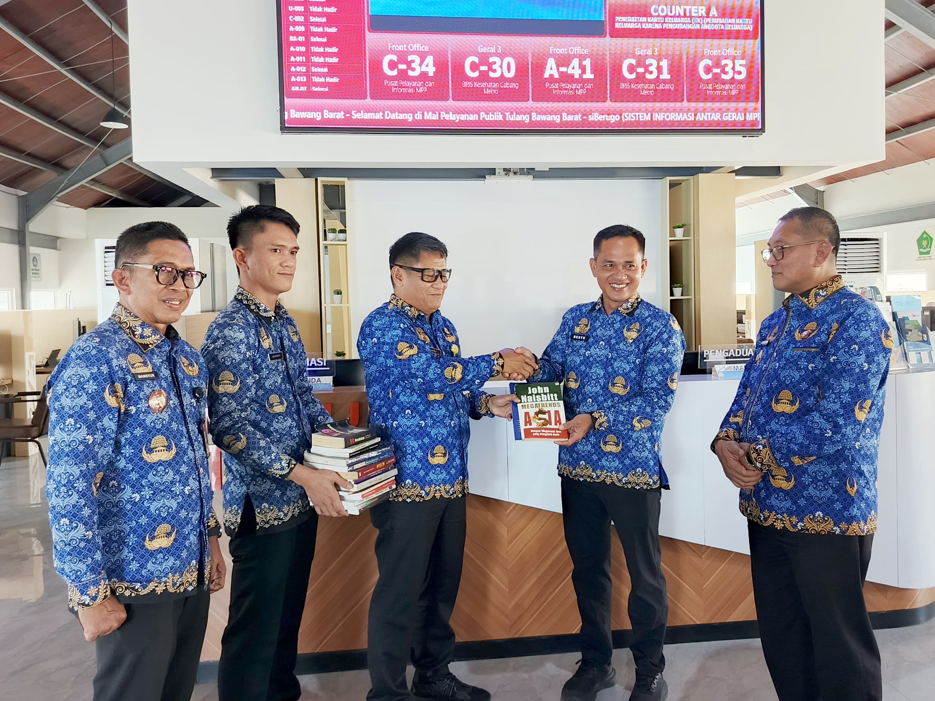 Perkuat Gerakan Literasi, OPD Tubaba Diajak Ikut Hibahkan Buku Edukasi