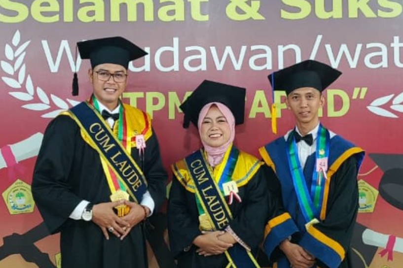 Tiga Pamong Condongcatur Selesaikan Studi Lanjut di STPMD APMD Yogyakarta