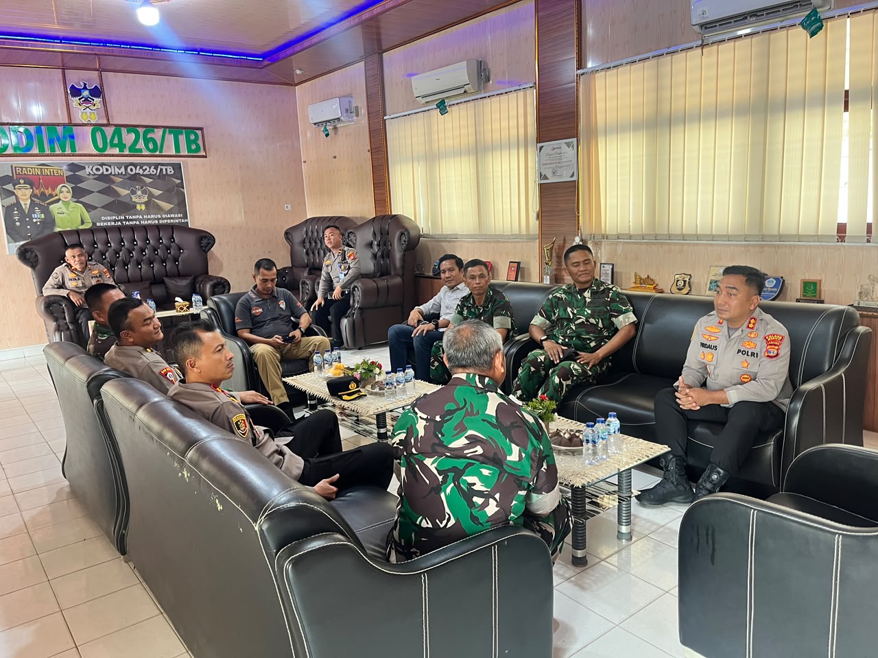 Kapolres Mesuji Kunjungi Kodim 0426 dan Kejari, Perkuat Sinergitas Antarinstansi