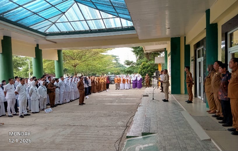 Bupati Pringsewu Pimpin Apel Pagi di RSUD, Dorong Maksimalkan Pelayanan Kesehatan 