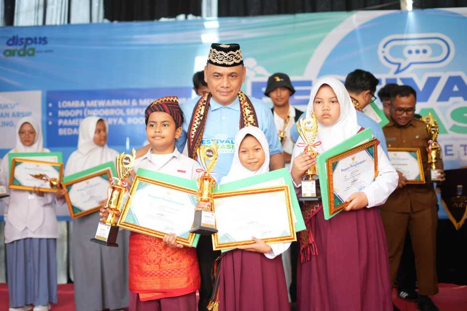 Dispusarda Metro Hadirkan 100 Ribu Koleksi Buku Bacaan di Festival Literasi 2025 