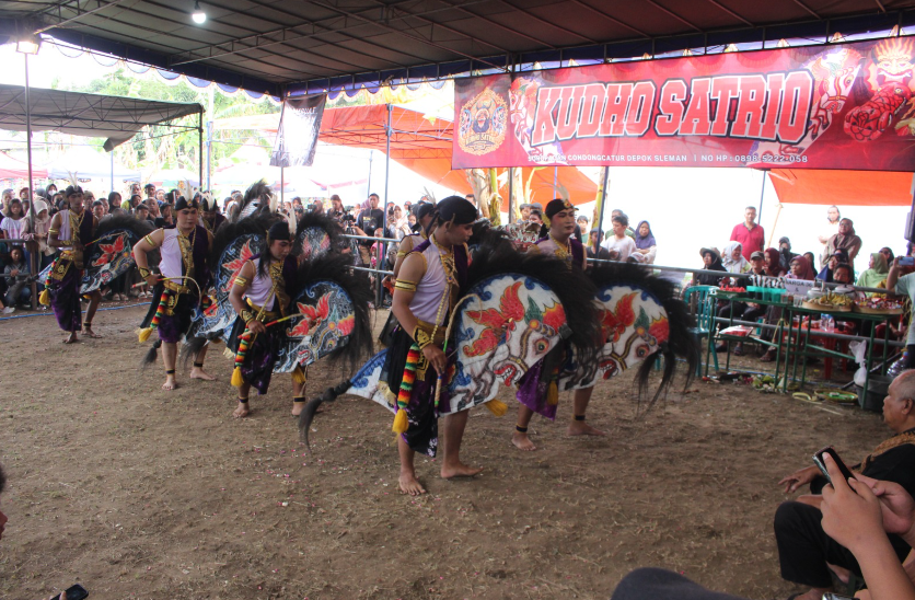 Vakum 11 Tahun, Jatilan Kudho Satrio Kembali Pentas di Sleman
