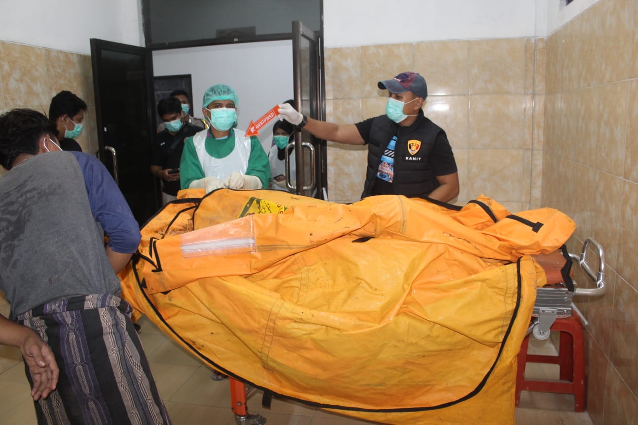 Warga Pringsewu Digegerkan Penemuan Jasad di Pinggir Sungai Way Tebu 