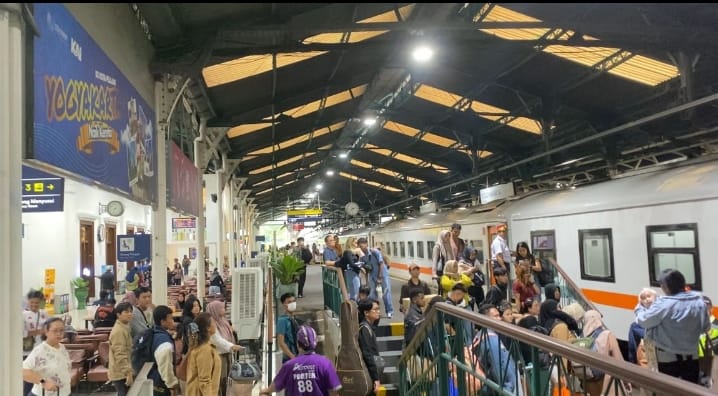 Hari ke-19 Ramadan, Penjualan Tiket KA Lebaran dari Yogyakarta Capai 295 Ribu