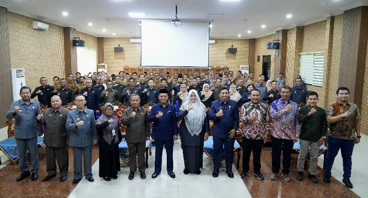 Pimpin Rapat Perdana, Riyanto Pamungkas Tekankan Efisiensi dan Kerja Keras