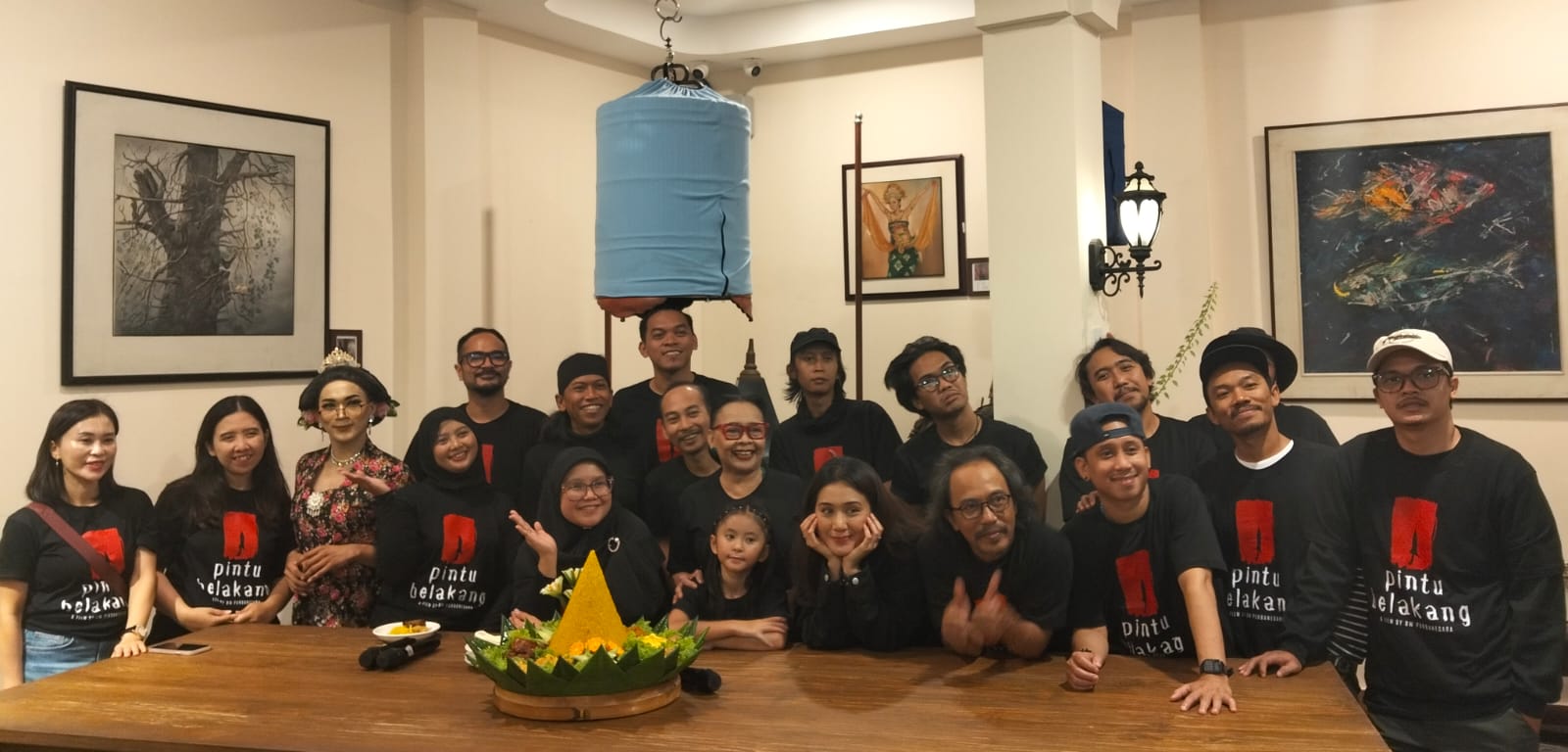 Dari Novel ke Layar Lebar: Pintu Belakang Hadirkan Horor Psikologis yang Menegangkan