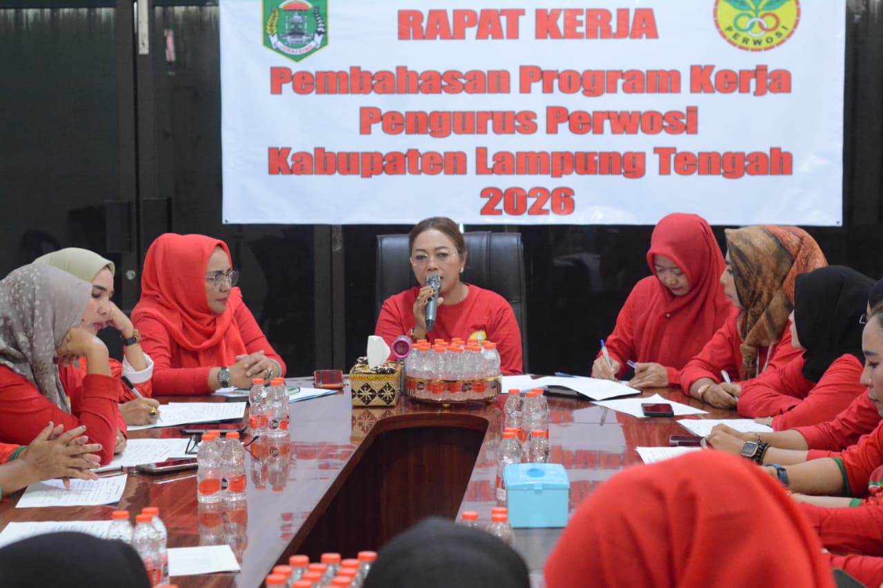 Ketua Perwosi Lamteng Pimpin Rapat Pembahasan Proker 2026, Ini Pesannya