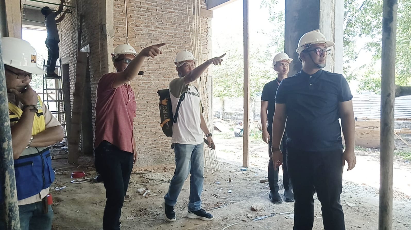 Lakukan Sidak, Wakil Walikota Metro Soroti Kualitas dan Transparansi Pembangunan