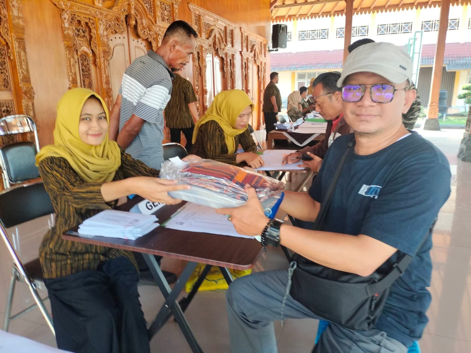 Condongcatur Matangkan Pengukuhan RT/RW, 828 Pengurus Diberi Seragam dan ATK