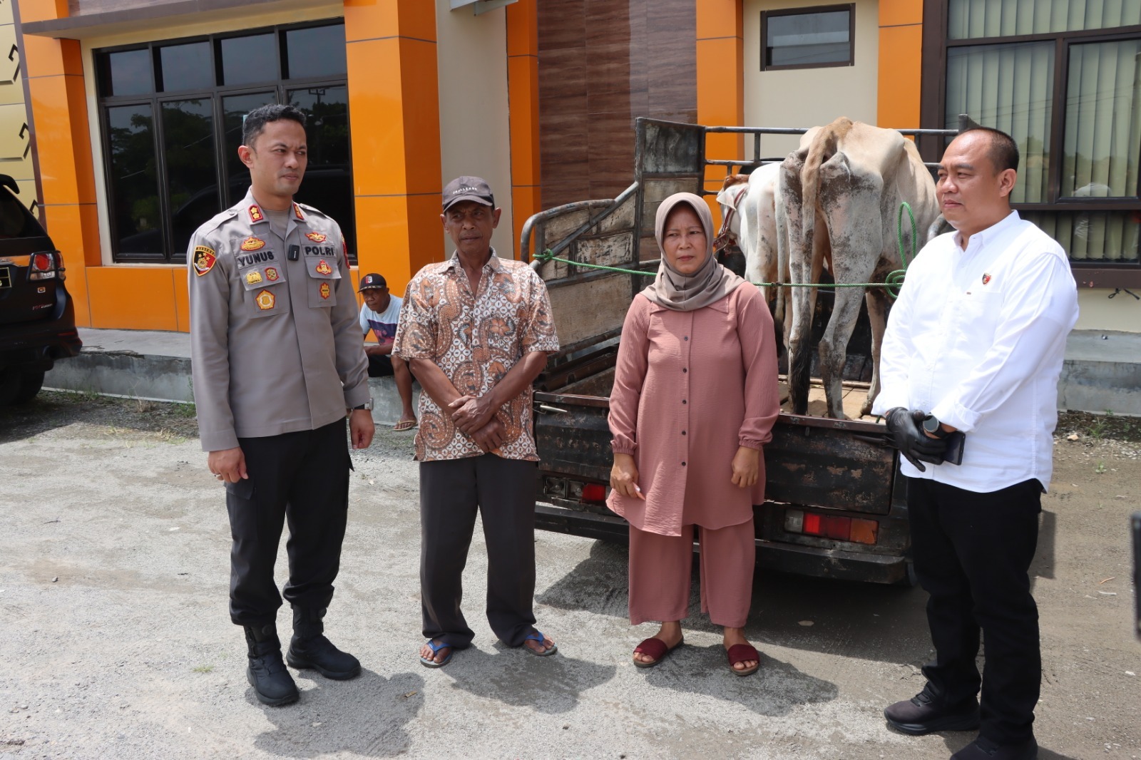 Dua Ekor Sapi Curian Dikembalikan ke Pemilik, Polres Pringsewu Tegaskan Proses Hukum Tetap Berjalan