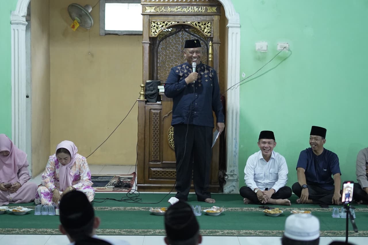 Plt Bupati Lampung Tengah I Komang Koheri Hadiri Safari Ramadhan di Seputih Banyak