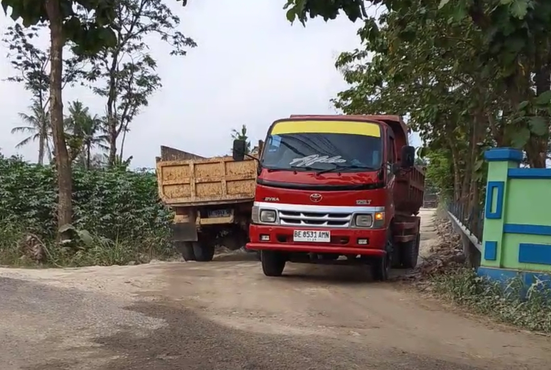 Sekcam Jati Agung Tindaklanjuti Galian Tak Berizin di Karang Anyar
