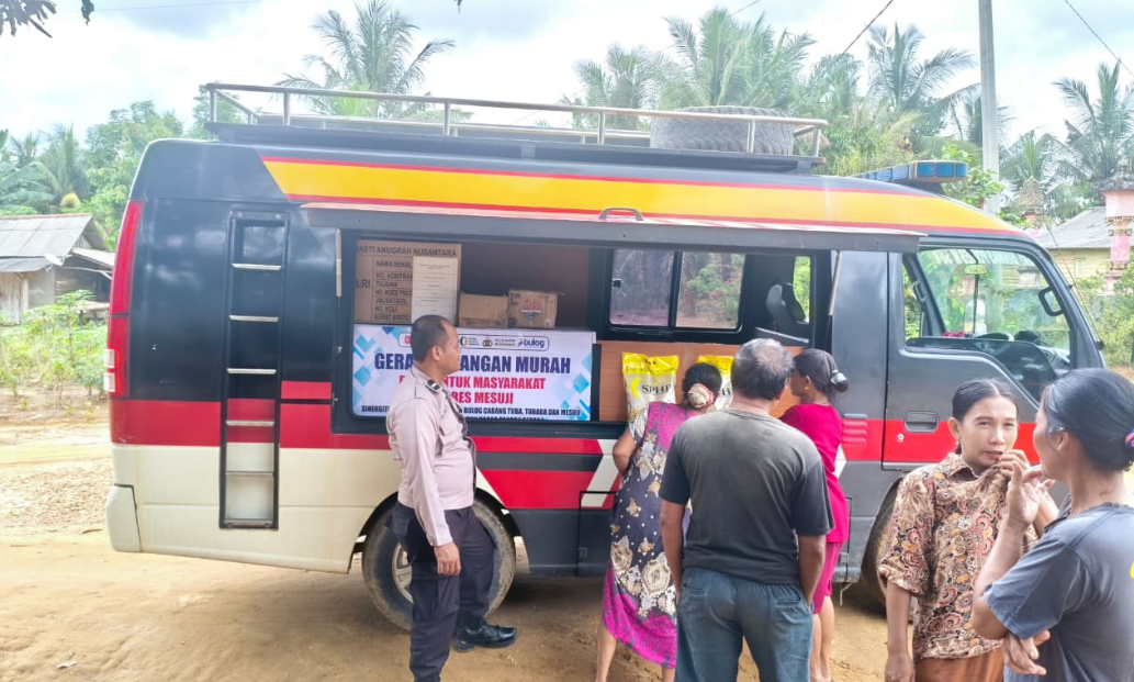 Polres Mesuji Gelar Gerakan Pangan Murah, Ribuan Kilogram Beras Langsung Diserbu Warga