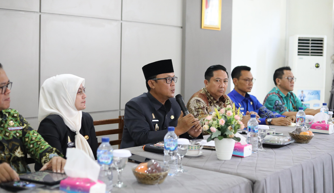 Hadiri Rakor Dinkes Lamteng, Bupati Ardito Tegaskan Kolaborasi Lintas Sektor 