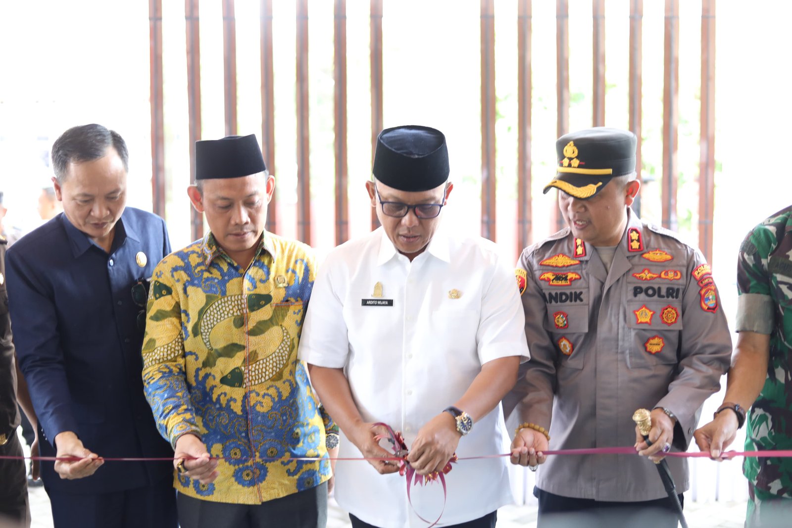 Ardito Resmikan Gedung Tatag Trawang Tungga, Wujud Pelayanan Publik Terpadu Polres Lamteng