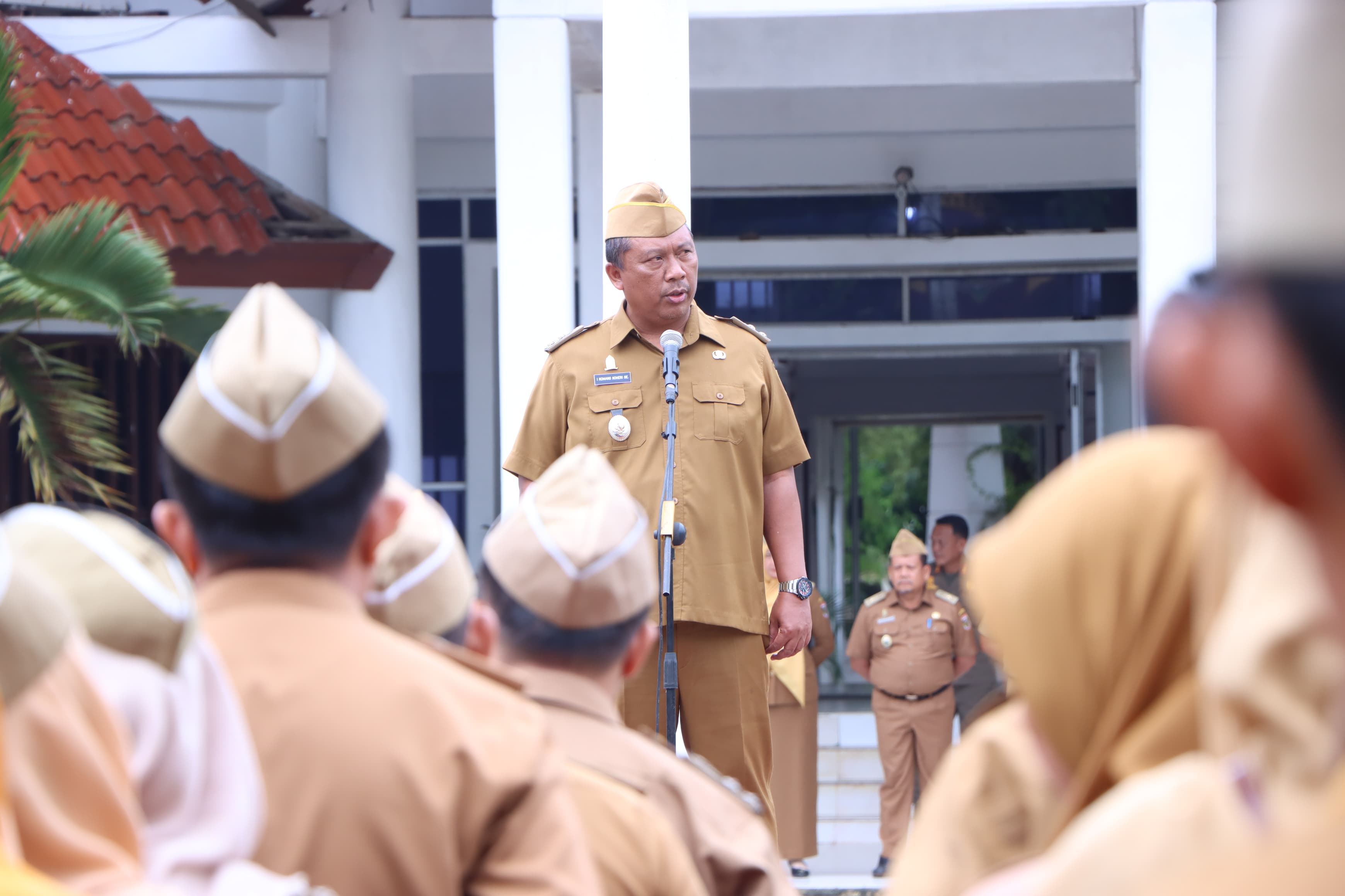 Wakil Bupati Lamteng Berikan Motivasi dan Semangat Baru dalam Apel Rutin Pemkab