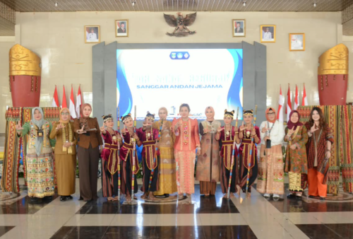 Kenalkan Budaya Sejak Dini, Dekranasda Lampung Tengah Gelar Sanak Membatik di PKD 2026