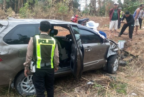 Toyota Avanza Masuk Rawa di Kotabumi, Polisi Temukan Tas Berisi Timbangan Digital dan Diduga Sabu