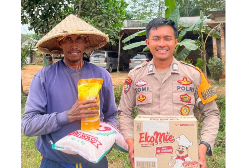  Bhabinkamtibmas Polres Mesuji Gelar Baksos Ramadhan, Bagikan Sembako untuk Warga Kurang Mampu