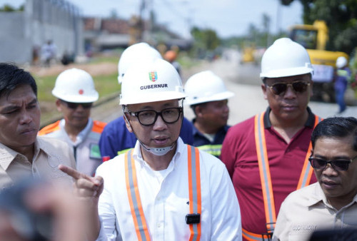  Plt Bupati Lamteng Dampingi Gubernur Lampung Groundbreaking Jalan Rigid Beton Bangun Rejo–Kalirejo