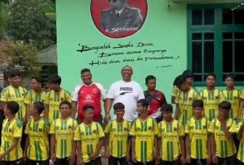 Wabup I Komang Koheri Lepas Sairam FC Menuju Piala KONI Pusat U-16 di Bogor