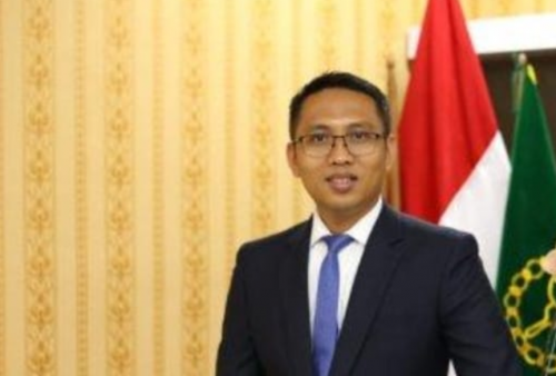 Bupati Riyanto Pamungkas Lantik Imam Fatkuroji Sebagai Kepala Bappeda Pringsewu, Fokus Tingkatkan Pelayanan Publik