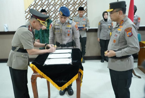 Kapolda DIY Lantik Kombes Pol Adhitya Panji Anom Jadi Kapolresta Sleman