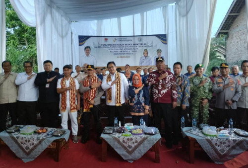Dorong Ekonomi dan Keamanan, Wamen Transmigrasi Sambangi Mesuji