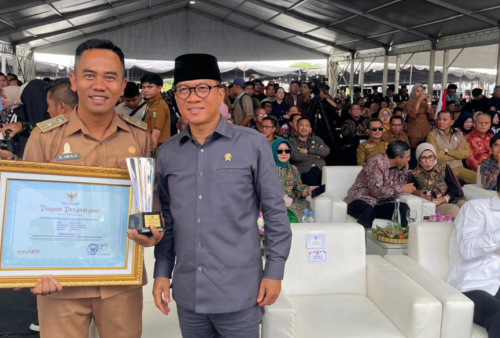  Kampung Setia Bhakti Raih Juara 2  Pemerintahan Desa Desa Award Tingkat Nasional Regional 1